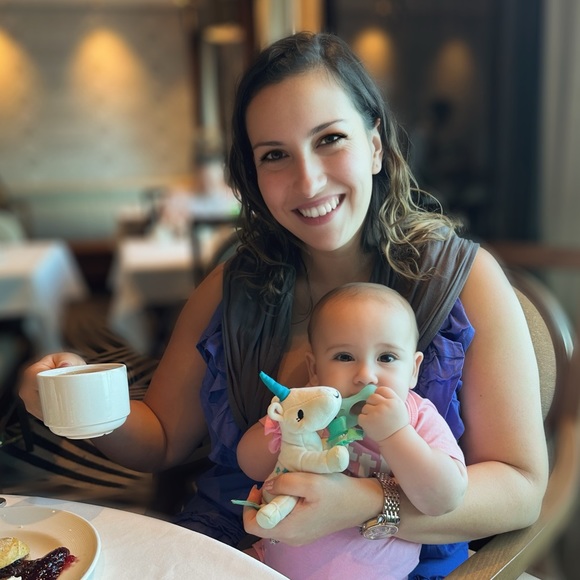 Meet your Posher, Kate - Picture 3 of 6